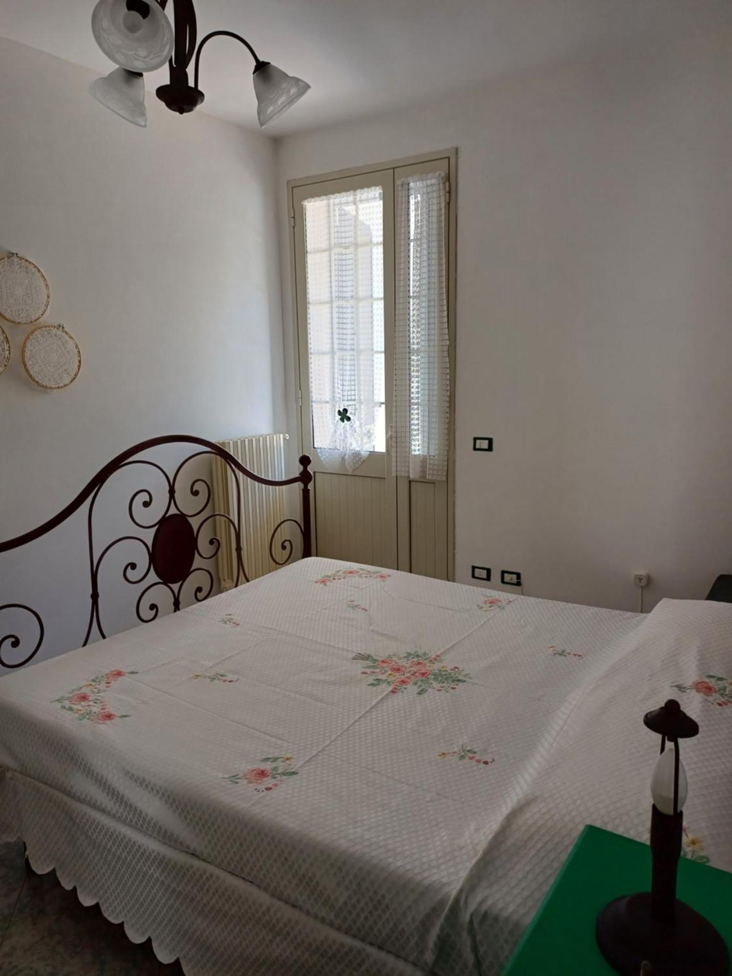 La Voliera Apartment Castro  Luaran gambar